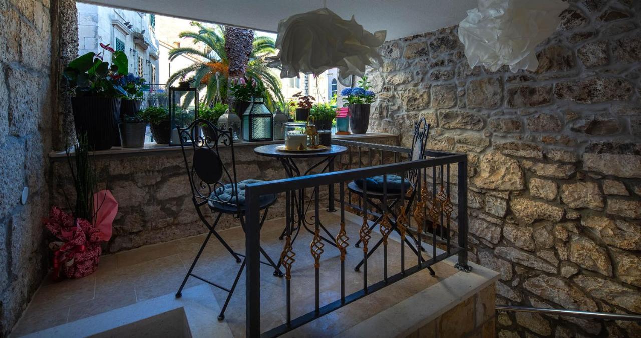 Hrpina Heritage House Makarska Exterior photo